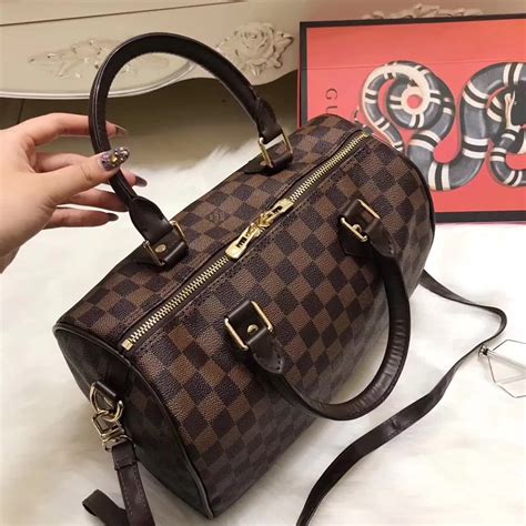 lv speedy 30|lv speedy 30 price.